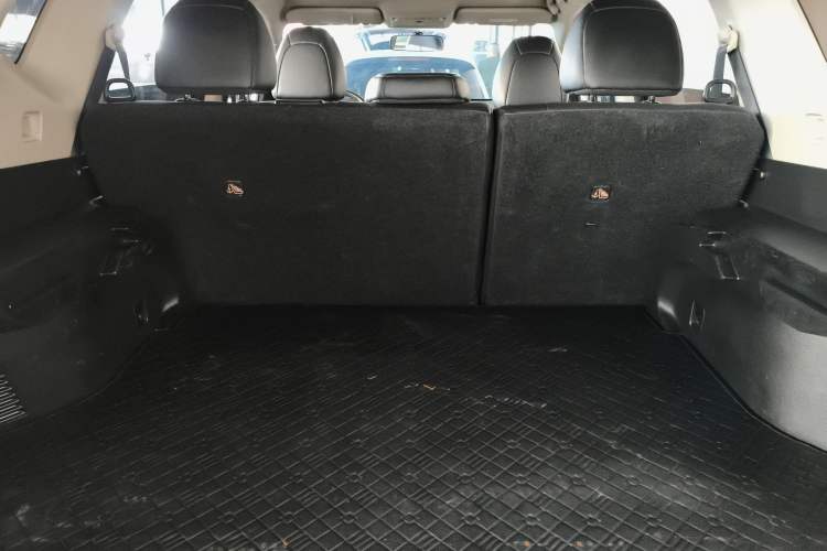 Used Nissan X-Trail 2015 2.0L CVT Comfort MAX Edition 2WD
