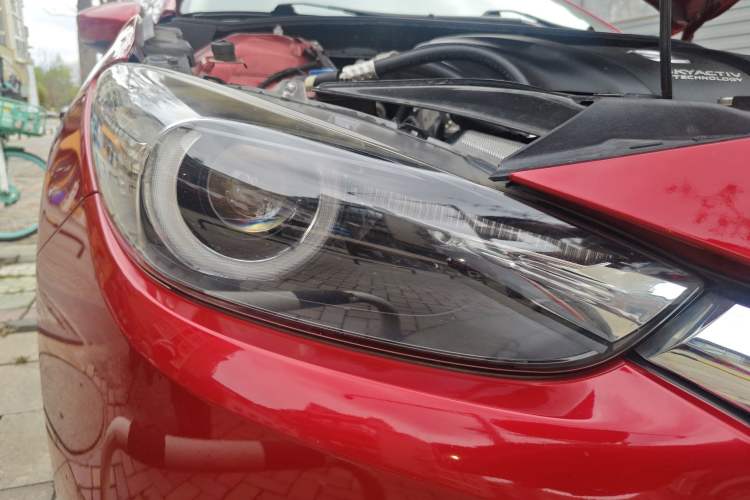 Used Mazda Mazda 3 Axela 2017 Sedan 1.5L Automatic Luxury Model Emission Standard China V