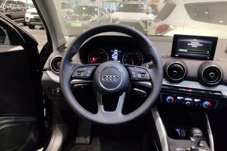 Used Audi Q2L 2018 35 TFSI Fashion Elegant Version China V