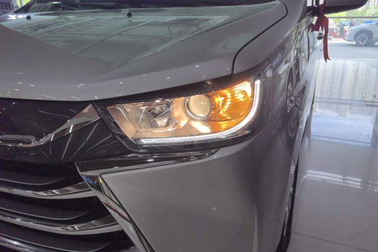 Used JAC Refine E4 2024 Revised Elite Edition