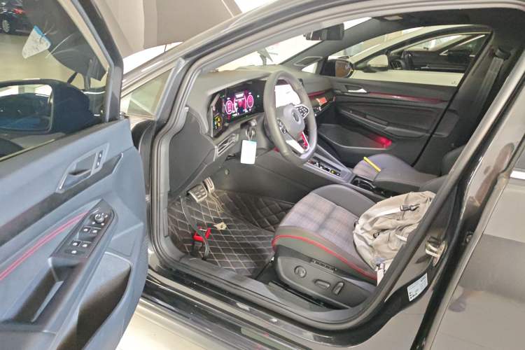 Used Volkswagen Golf GTI 2021 380TSI DSG GTI
