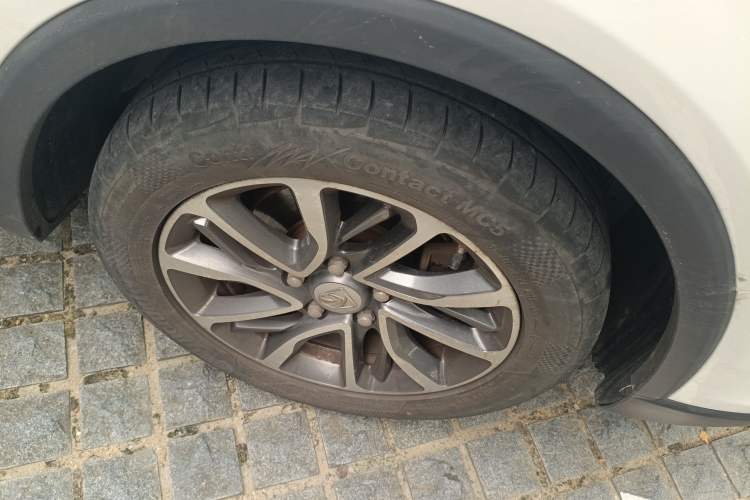 Used Baojun 730 2017 1.5T DCT Flagship Model 7 Seats China V Emission Standard