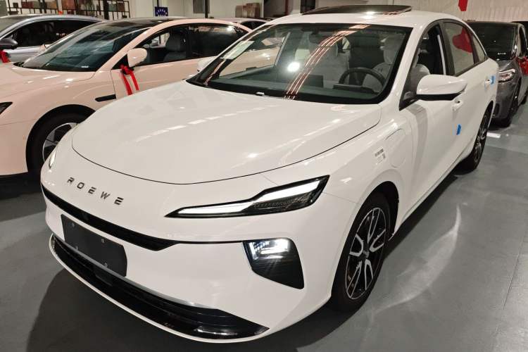 Used Roewe D6 2025 450km Deluxe Edition