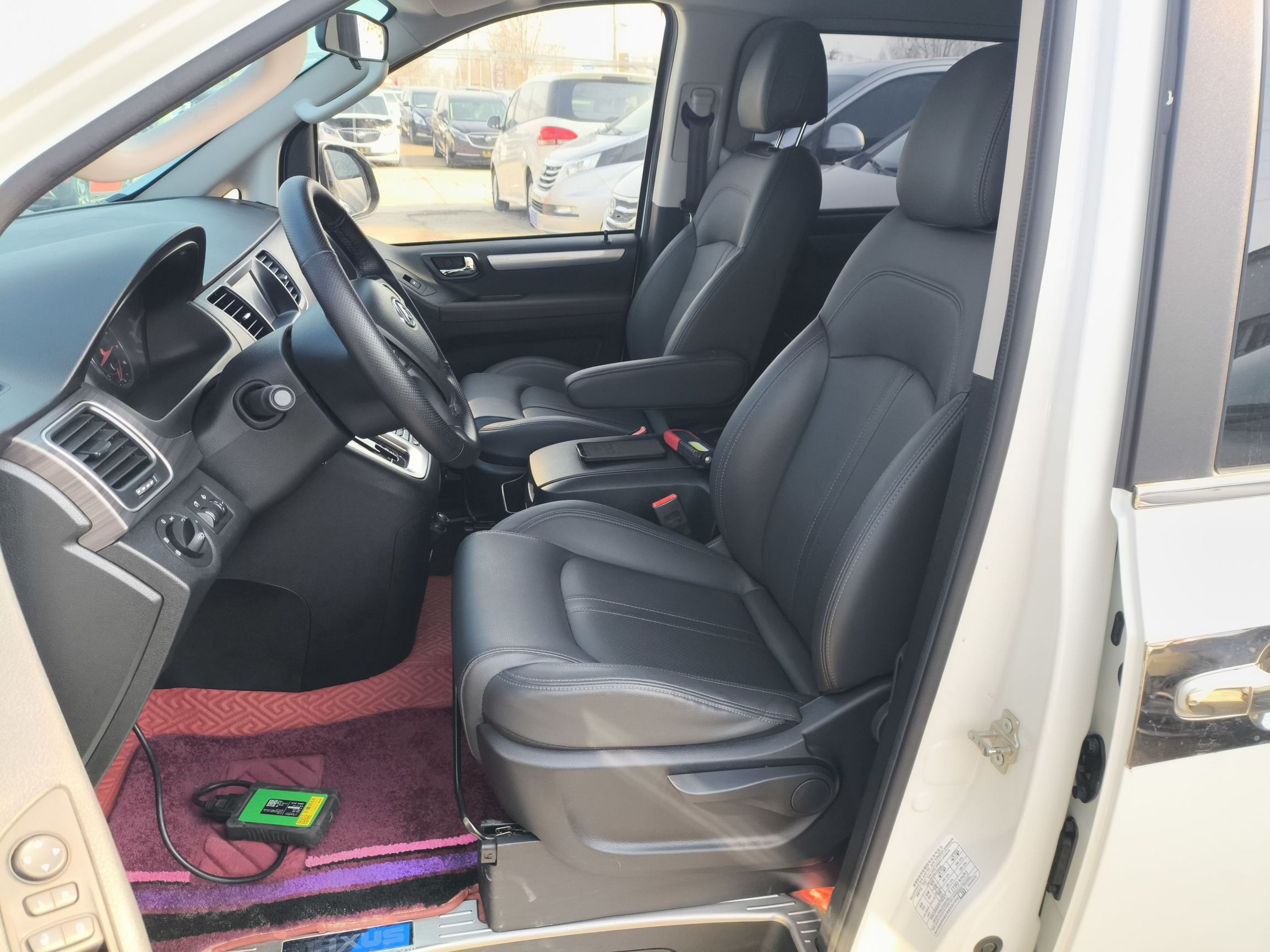 Avant de la voiture