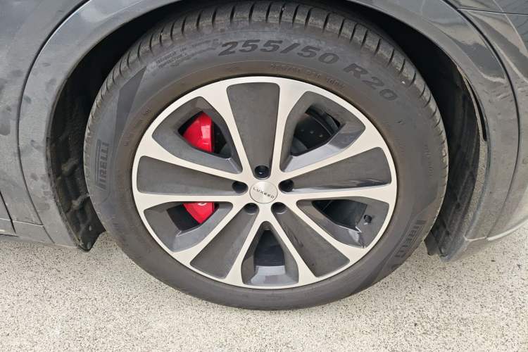 Used Hima Luxeed R7 2024 All-Electric 736 km Ultra