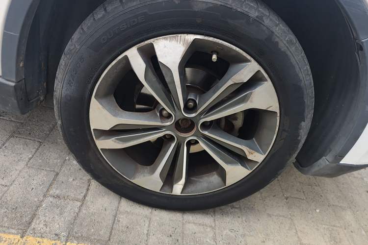 Used Luxgen U6 SUV 2014 1.8T Fashion Edition
