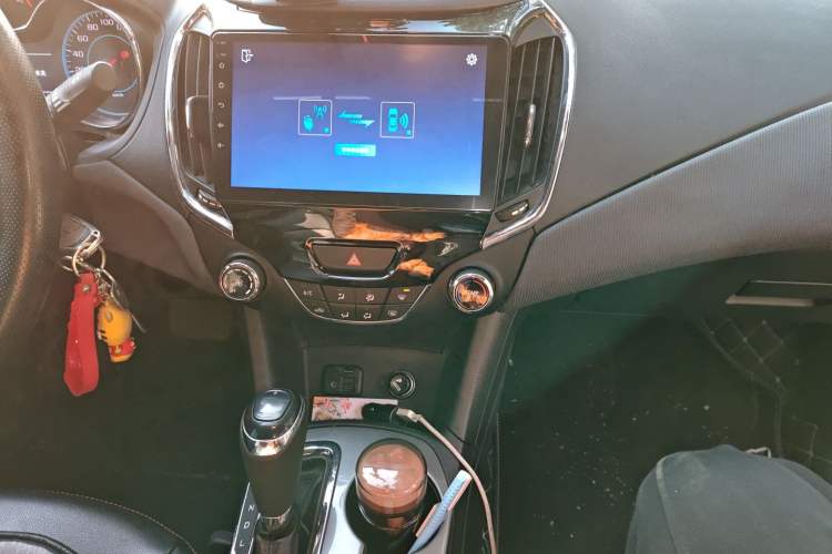 Used Chevrolet Cruze 2017 1.5L Automatic Xuanfeng Edition
