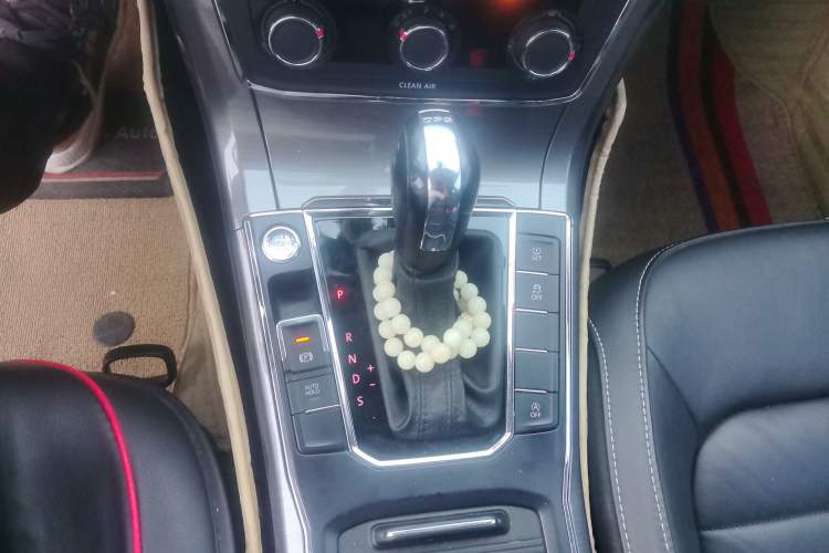 Used Volkswagen Passat 2017 280TSI DSG Luxury Edition
