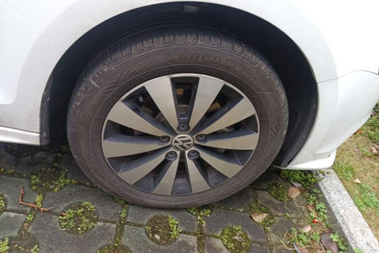 Used Volkswagen Sagitar 2018 1.6L Manual Comfort Model
