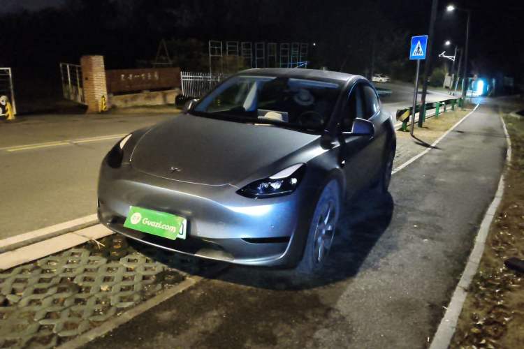 Used Tesla Model Y 2022 Rear-Wheel-Drive Version