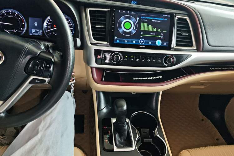 Used Toyota Highlander 2017 2.0T Two-Wheel Drive Elite Edition 5 Seats