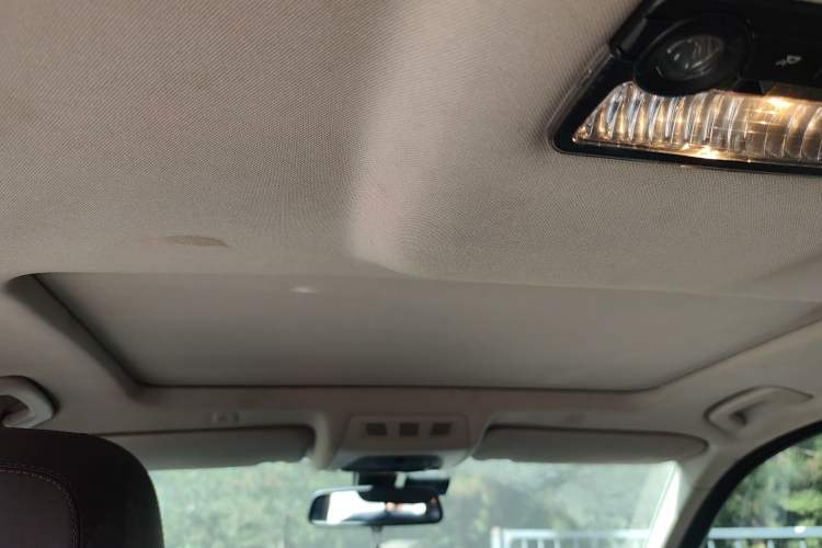 Used BMW 5 Series 2014 525Li Luxury Design Package