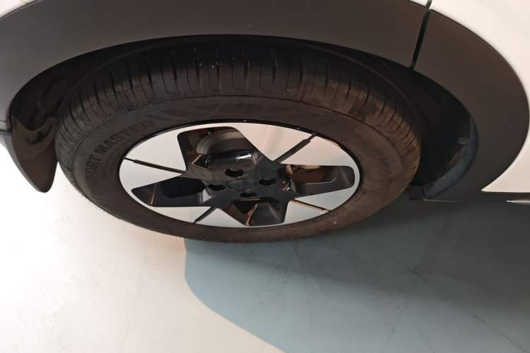 Used Geely Galaxy Geome 2025 310km Dream Edition Right Rear Wheel Hub