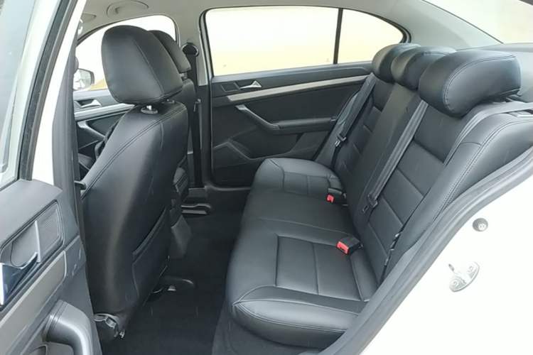 Used Volkswagen Lavida 2019 Lavida Start 1.5L Automatic Trendy Version China VI Standard Left Rear Seat