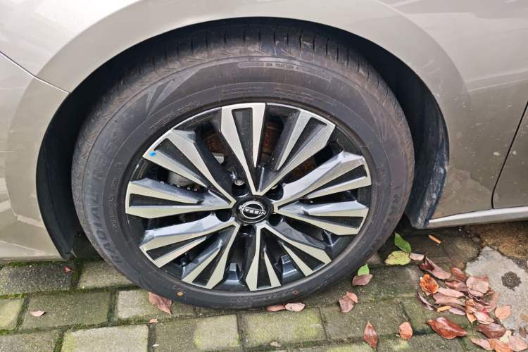 Used Nissan Teana 2022 2.0L XL-TLS Enjoyment Edition Left Front Wheel Hub