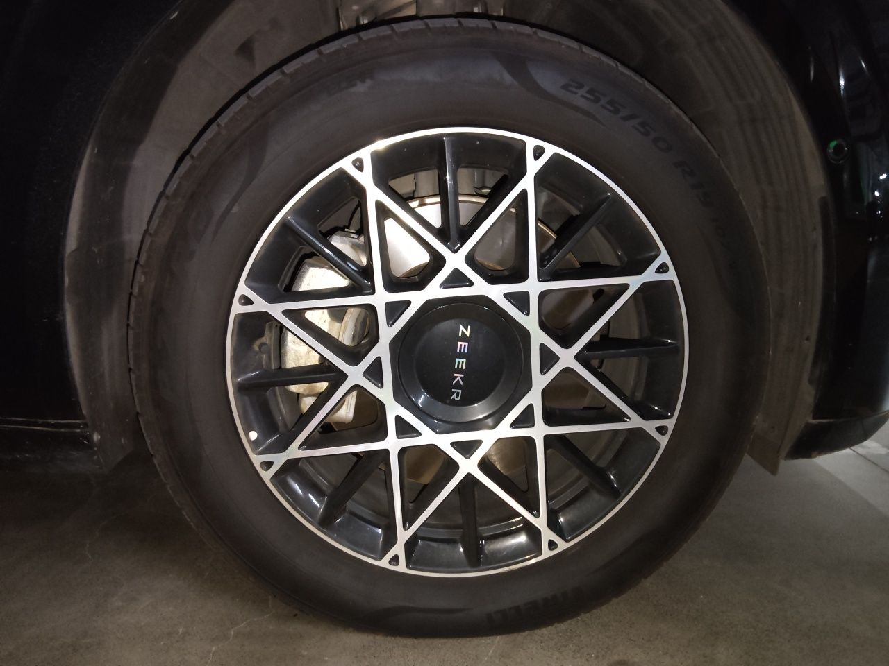 Zeekr 009 2024 Six-Seat Executive Version 4WD 108 kWh — снимка 8