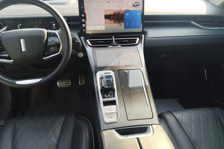 Used Wey Mocha New Energy 2022 1.5T Zero-Anxiety Performance Edition
