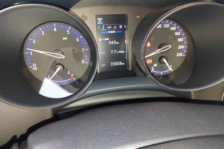 Used Toyota IZOA 2018 2.0L Yichi Edition China V Standard