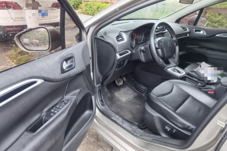 Used Citroen C4L 2015 1.8L Automatic Luxury Edition Driver Seat