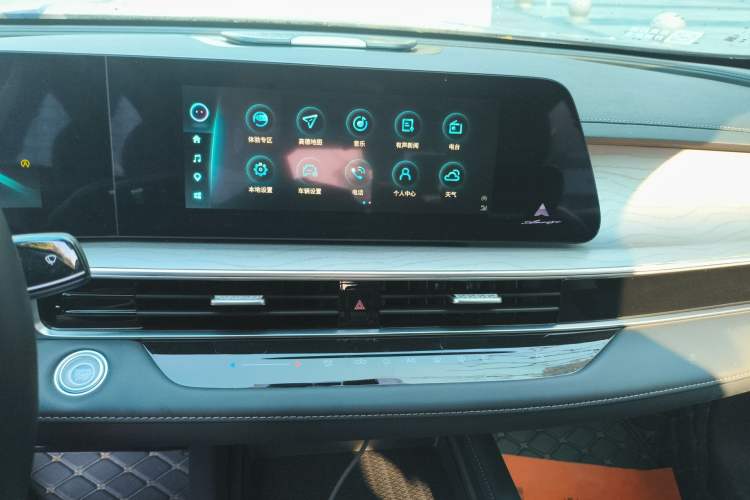 Used Chery Arrizo 8 2025 1.6T DCT Excellence Edition
