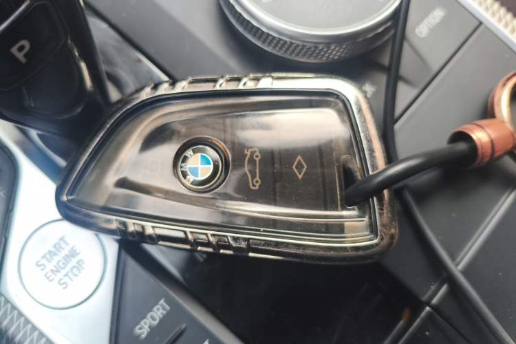 Used BMW 3 Series 2020 Facelifted 325Li M Sport Night Edition Package Vehicle Key