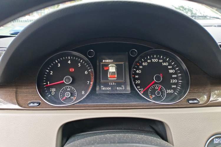 Used Volkswagen Magotan 2015 1.8TSI Prestige Model Instrument Cluster