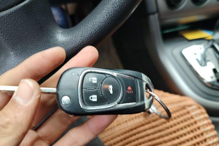 Used Peugeot 408 2011 2.0L Automatic Comfort Edition
