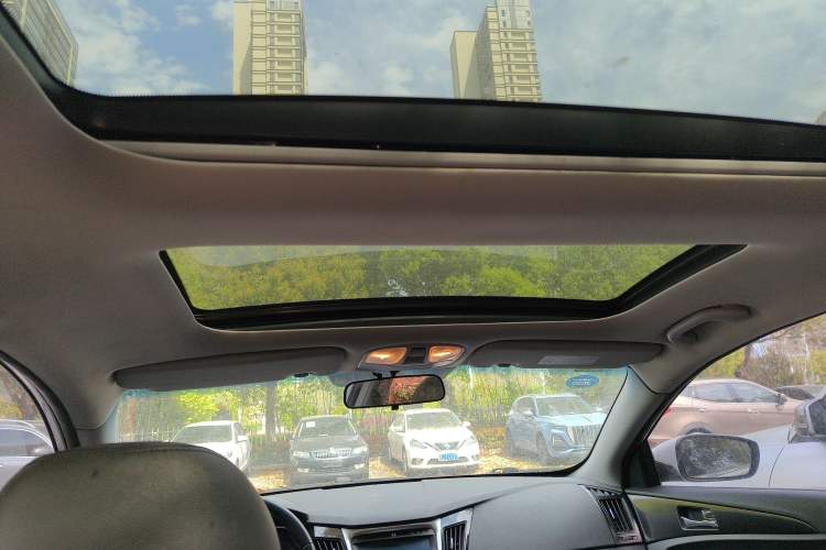 Used Hyundai Sonata 2013 2.4L Automatic Leading Edition China IV Standard Headliner