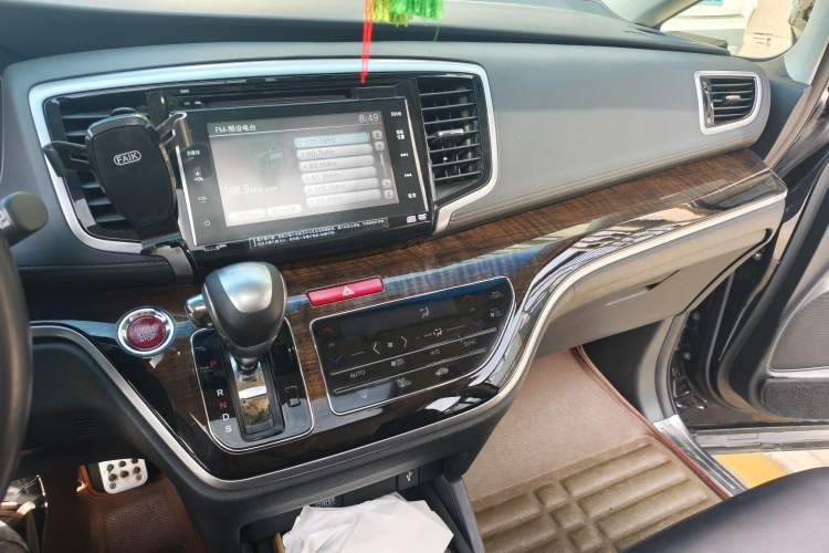 Used Honda Odyssey 2015 2.4L Supreme Edition Audio And AC Panel