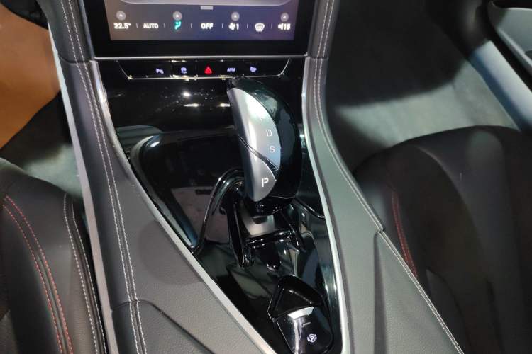 Used Qiantu K50 2018 Standard Model Gear Lever