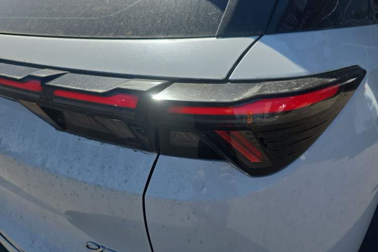 Used ARCFOX Alpha T5 2024 520 PRO Right Rear Taillight