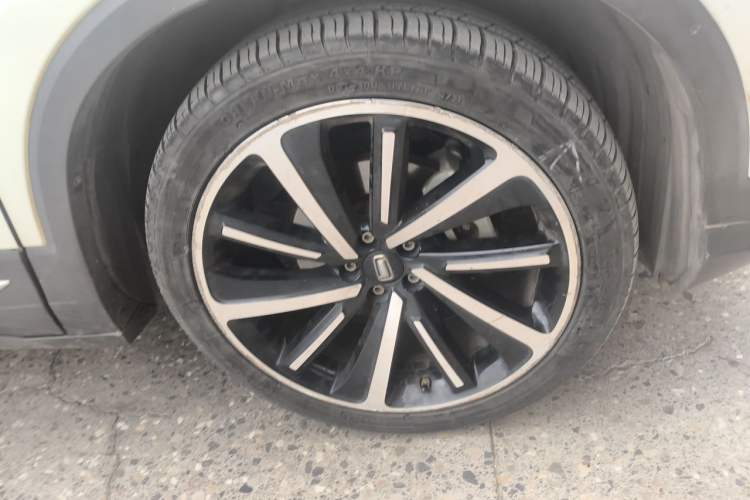 Used Bestune T77 2019 230 TID Automatic Prestige Version China V Emission Standard
