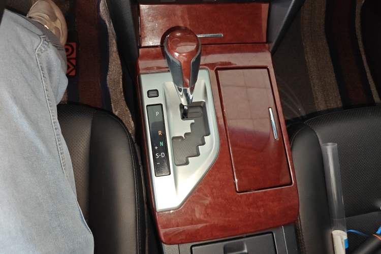 Used Toyota Camry 2013 2.0G Comfort Edition
