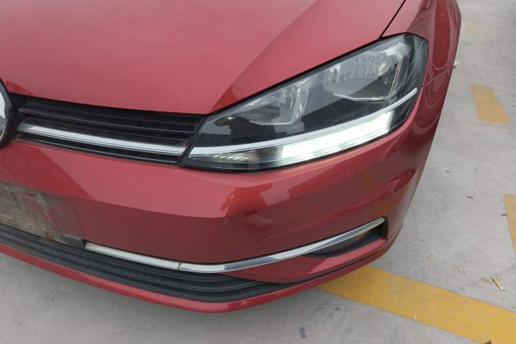 Used Volkswagen Golf 2018 230TSI Automatic Comfort Model
