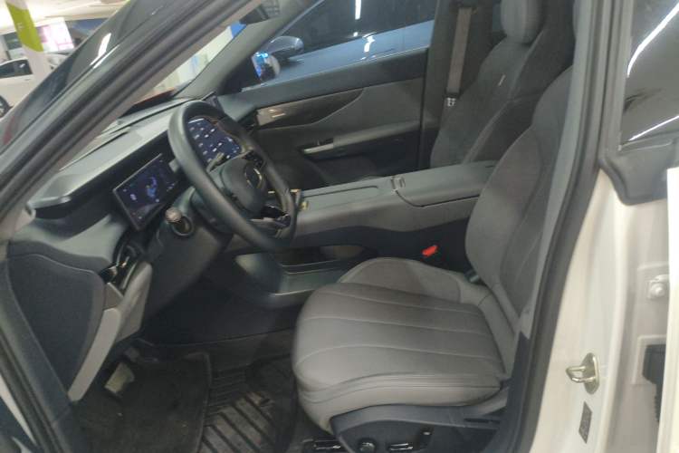 Used Lynk & Co 07 2024 EM-P 126 Long-Range Ultra