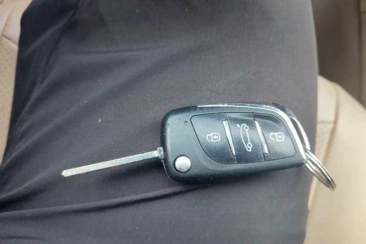 Used Peugeot 408 2013 2.0L Automatic Comfort Edition