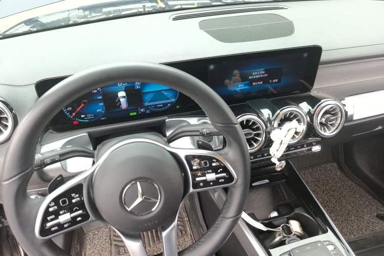 Used Mercedes-Benz EQB 2023 Facelift EQB 260
