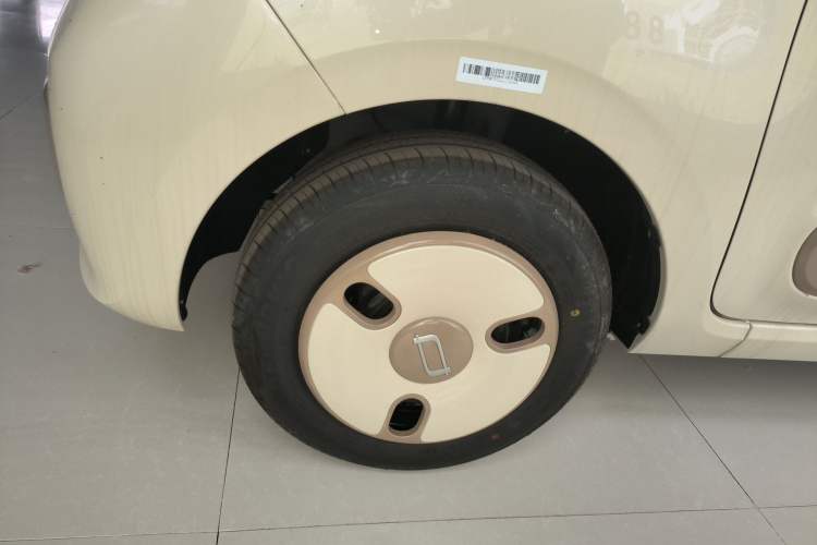 Used Bestune Pony 2026 222km Colorful Horse Exterior 4