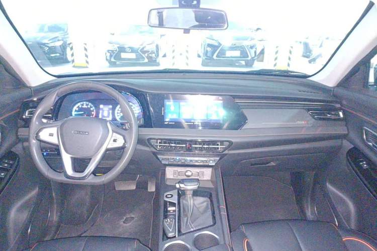 Used CHANGAN OSHAN X7 PLUS 2022 1.5T Blue Whale Edition Automatic Luxury 7-Seater