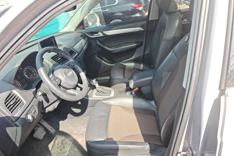 Used Audi Q3 2018 30th Anniversary Edition 35 TFSI Fashion Model
