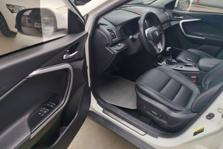 Used HYOSOW S6 2017 1.5T CVT Enjoyment Model