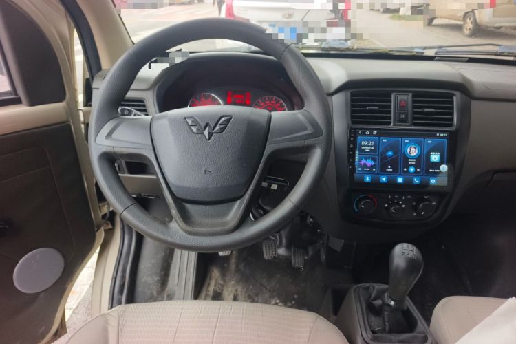 Used Wuling Rongguang S 2021 1.2L Base Model 5-Seater LSI