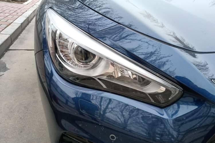 Used Infiniti Q50L 2018 2.0T Enjoyment Version China VI Standard
