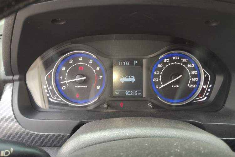 Used BAIC Senova X25 2015 1.5L Automatic Elite Model Instrument Cluster