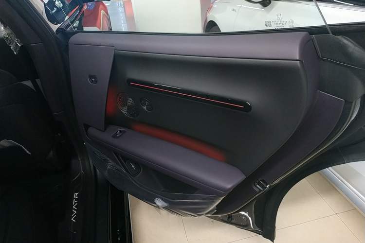 Used Avatr 06 2025 Max All-Electric Version