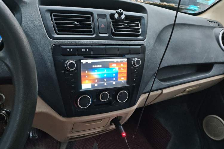 Used CHANGAN KAICHENG Ruixing M80 2014 1.5L Base Version (4-Seater) 4G15S Audio And AC Panel