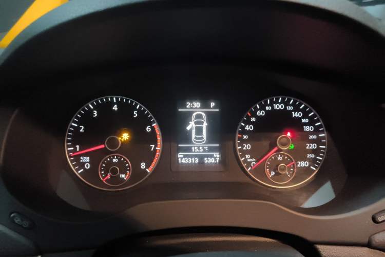 Used Volkswagen Sagitar 2014 Revised Version 1.4TSI Automatic Luxury Edition Instrument Cluster