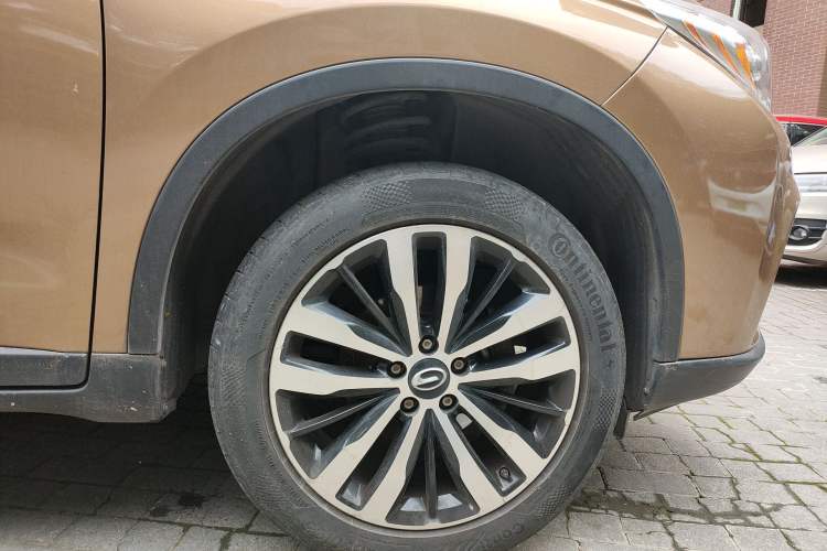 Used GAC Trumpchi GS4 2015 200T G-DCT Prestige Edition Right Front Wheel Hub