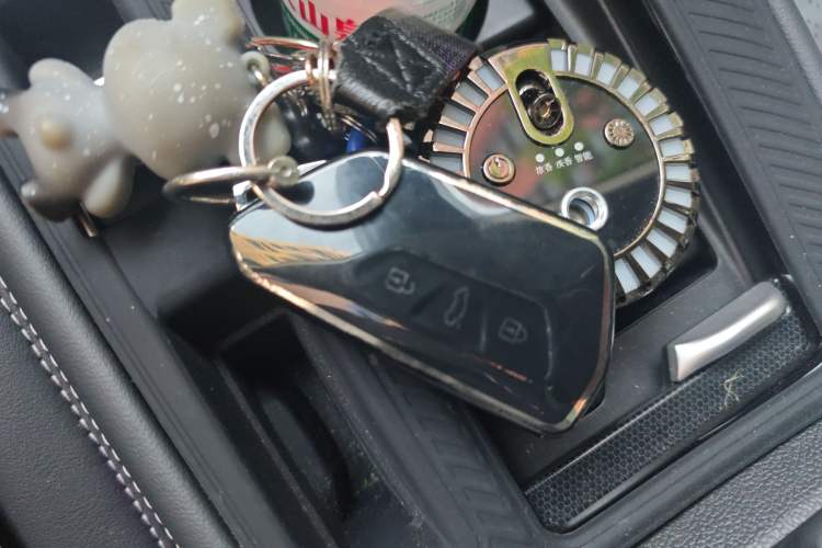 Used Volkswagen Magotan 2024 380TSI DSG Prestige Edition DaMai Package