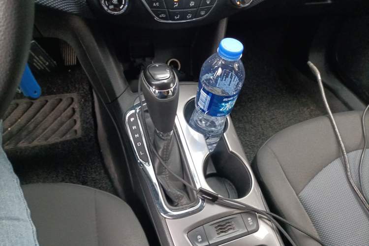 Used Chevrolet Cruze 2017 1.5L Automatic Pioneer Sunroof Edition
